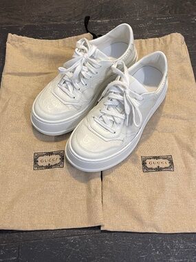 Gucci GG monogram Embossed Sneaker White chunky  leather size 38 dust bag women